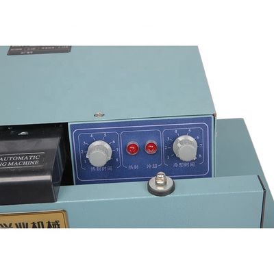Тип упаковки Картоны DUOQI FKR-450 Полуавтоматическая столовая уплотнительная машина для промышленного использования